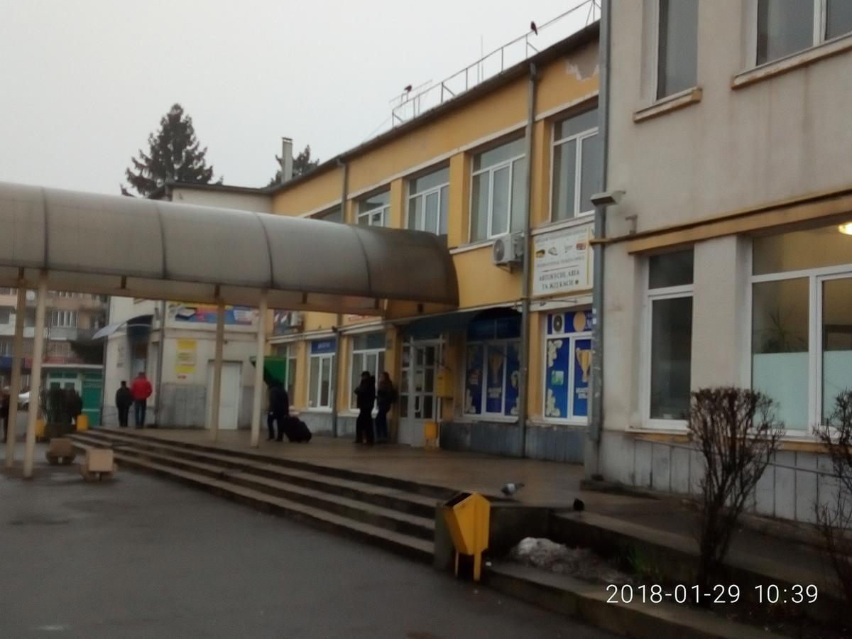 Hotel AS 1 Uschhorod Exterior foto